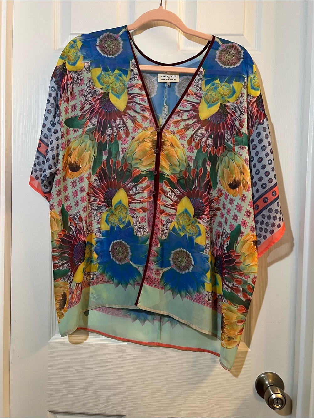 🦋 Dream Daily anthro floral  Sheer Kimono Tunic in Blue, Yellow & Green size med